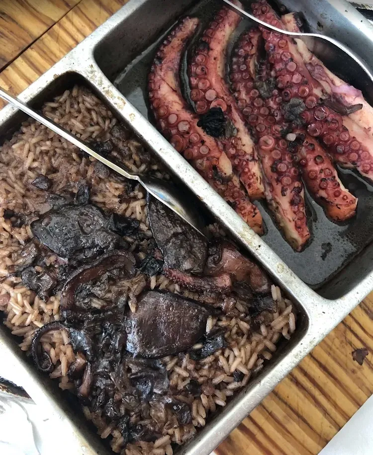 Olhinhos do Polvo, tasco em Matosinhos