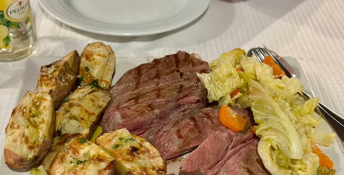 Petiscos — O Castelo, tasco em Montalegre