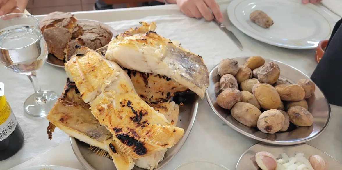 Bacalhau — Restaurante O Alma De Deus, tasco na Figueira da Foz