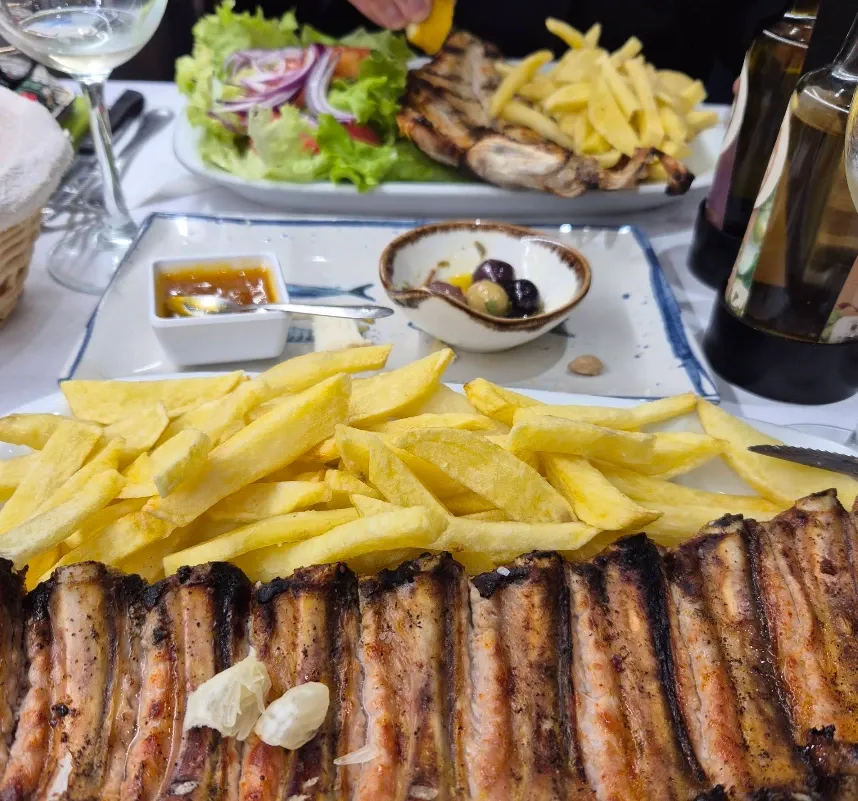 Entrecosto — Zé dos Cornos, a tasco in Lisboa