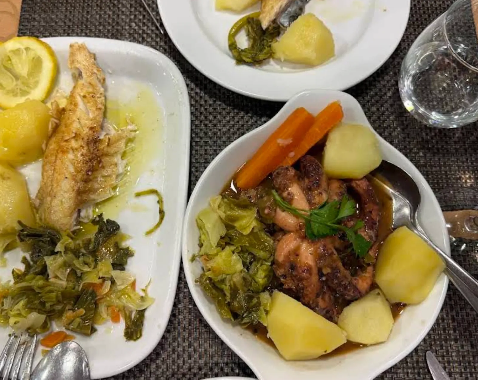 O Rápido, a tasco in Porto