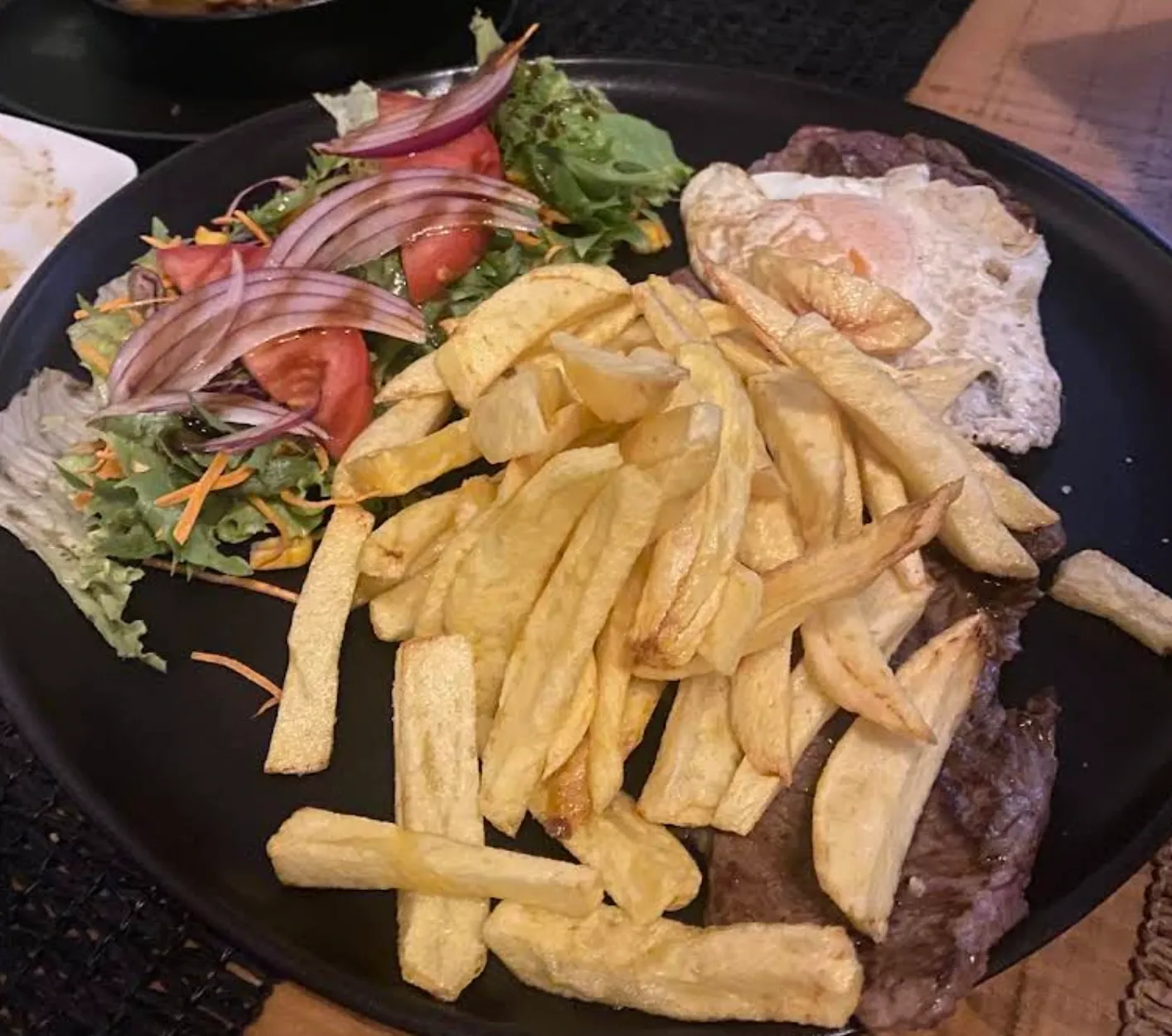 Petiscos — Santu's Café & Petiscos, a tasco in Ponte da Barca