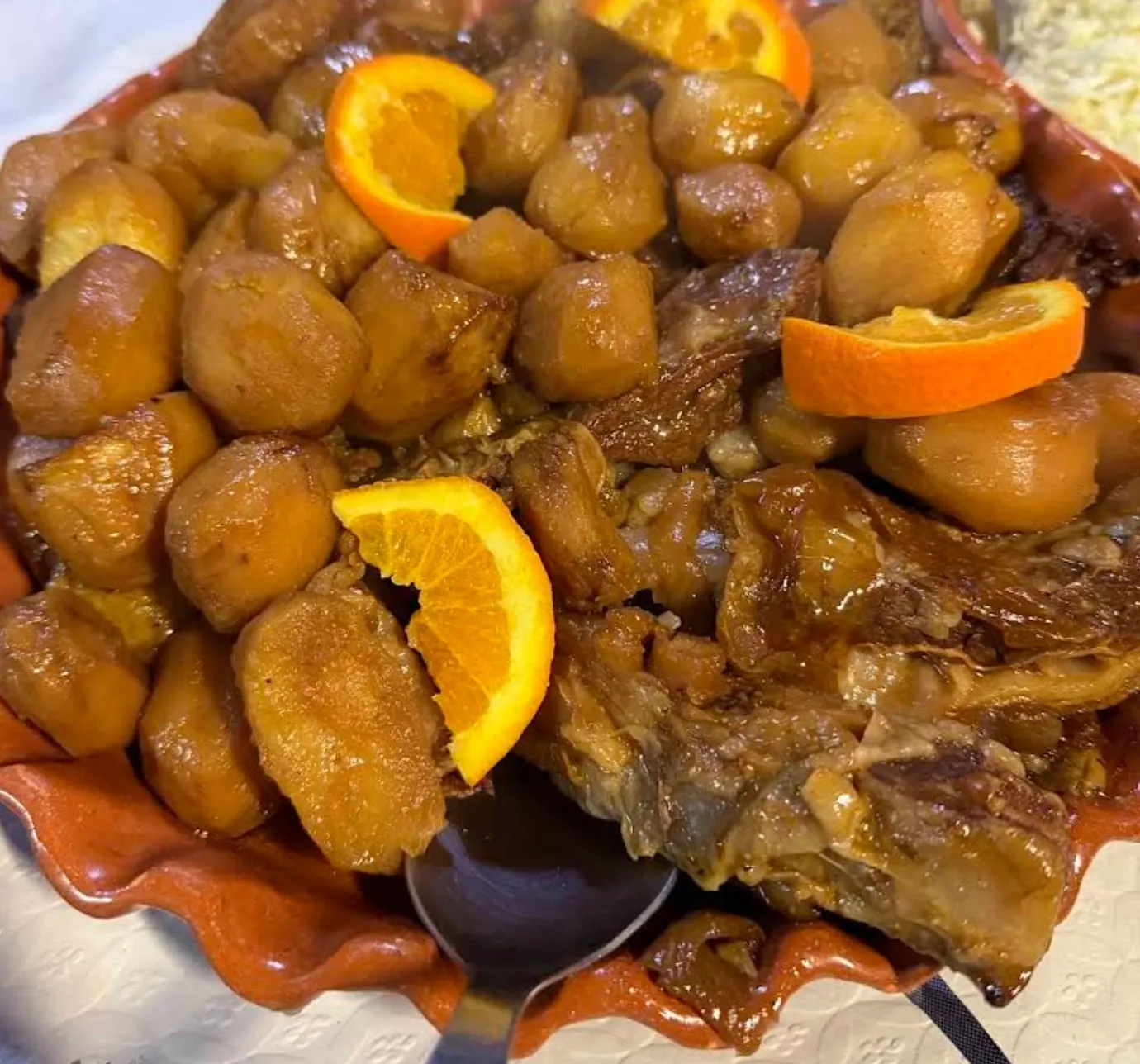 Vitela assada — Adega Monte Belo, a tasco in Fafe