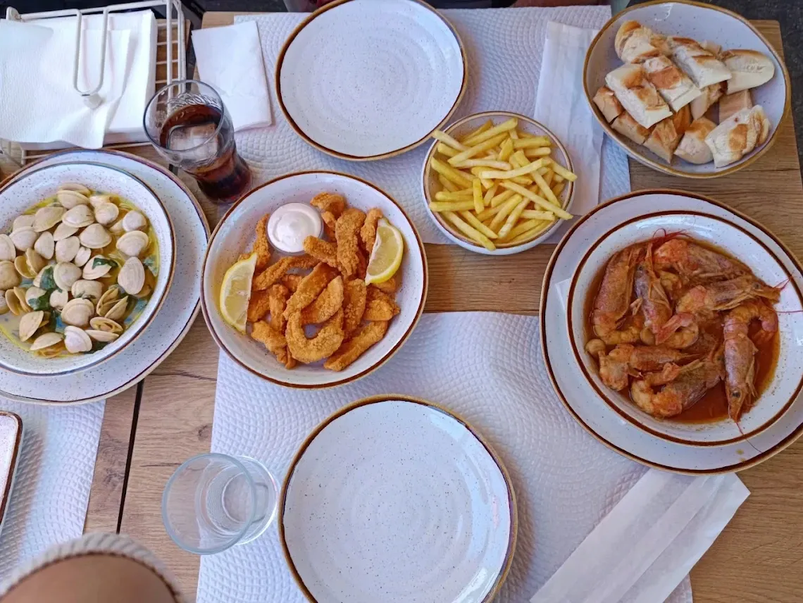 Petiscos — Luanabar, tasco em Vila do Conde